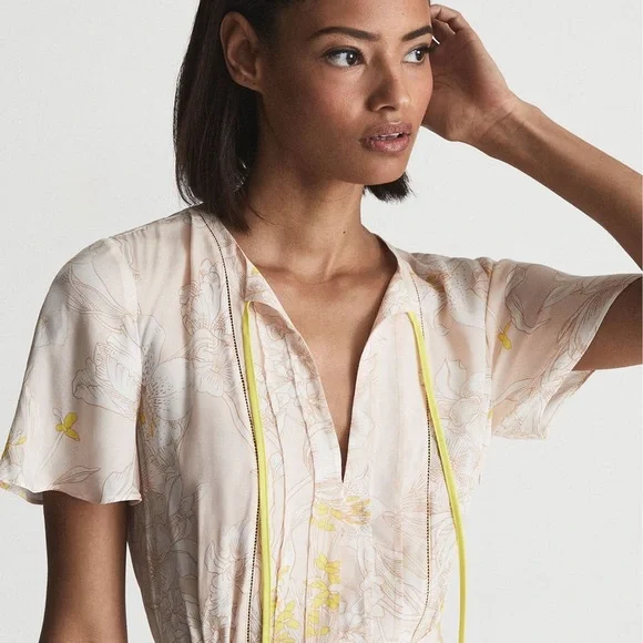 NWT Reiss Women's Floral Carlotta Tie Waist Flippy Blush Mini Dress Size 12 - Picture 3 of 12